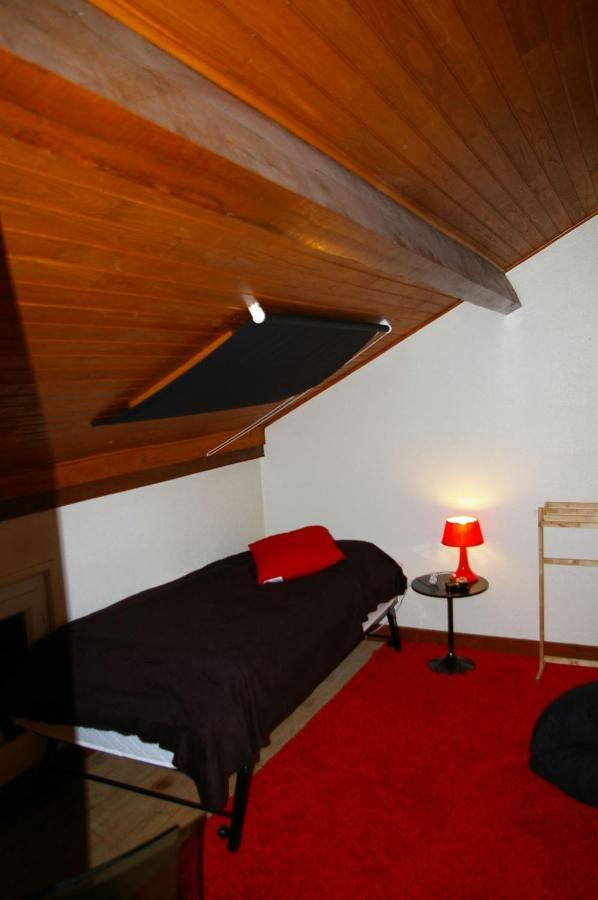 Au Catalpa Bed & Breakfast La Chapelle-Faucher Exterior photo
